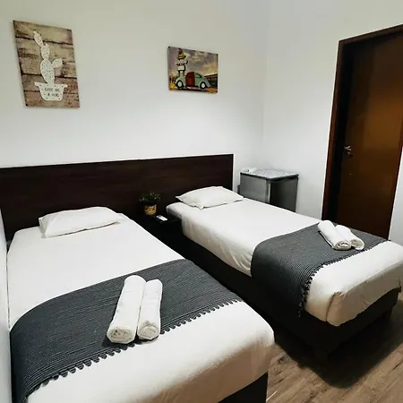 Pensamento Iv ゲストハウス 3*